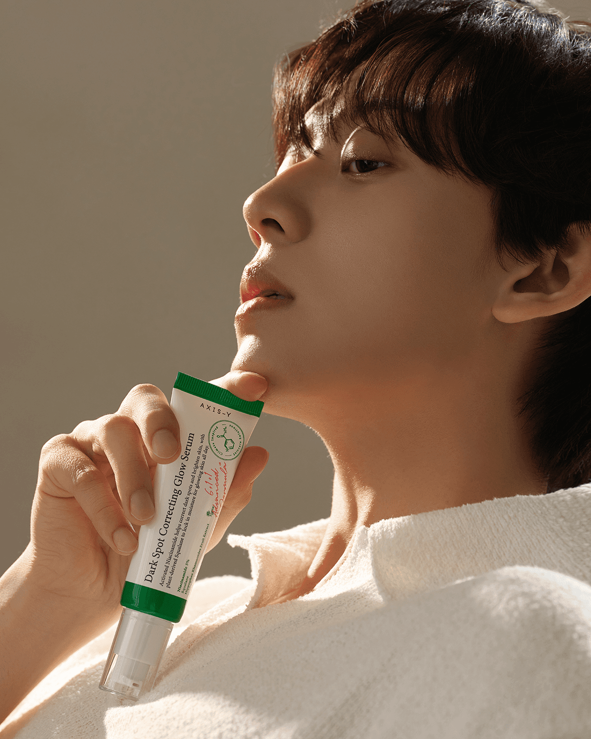 Axis-y Dark Spot Correcting Glow Serum