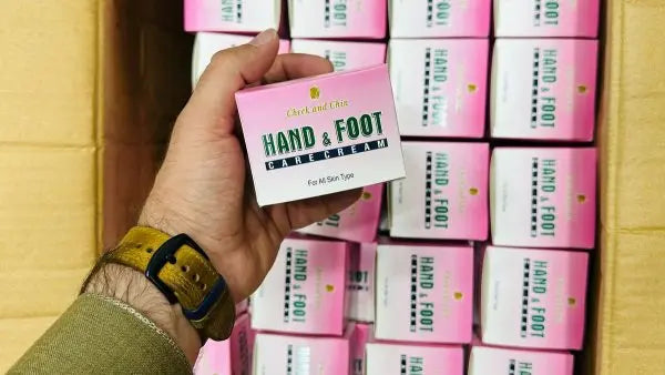 Hand & Foot Care Cream Moisturizes And Protect Sensitive Skin Glowtrends